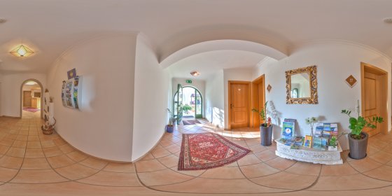 Play 'VR 360° - Gästehaus Elisabeth